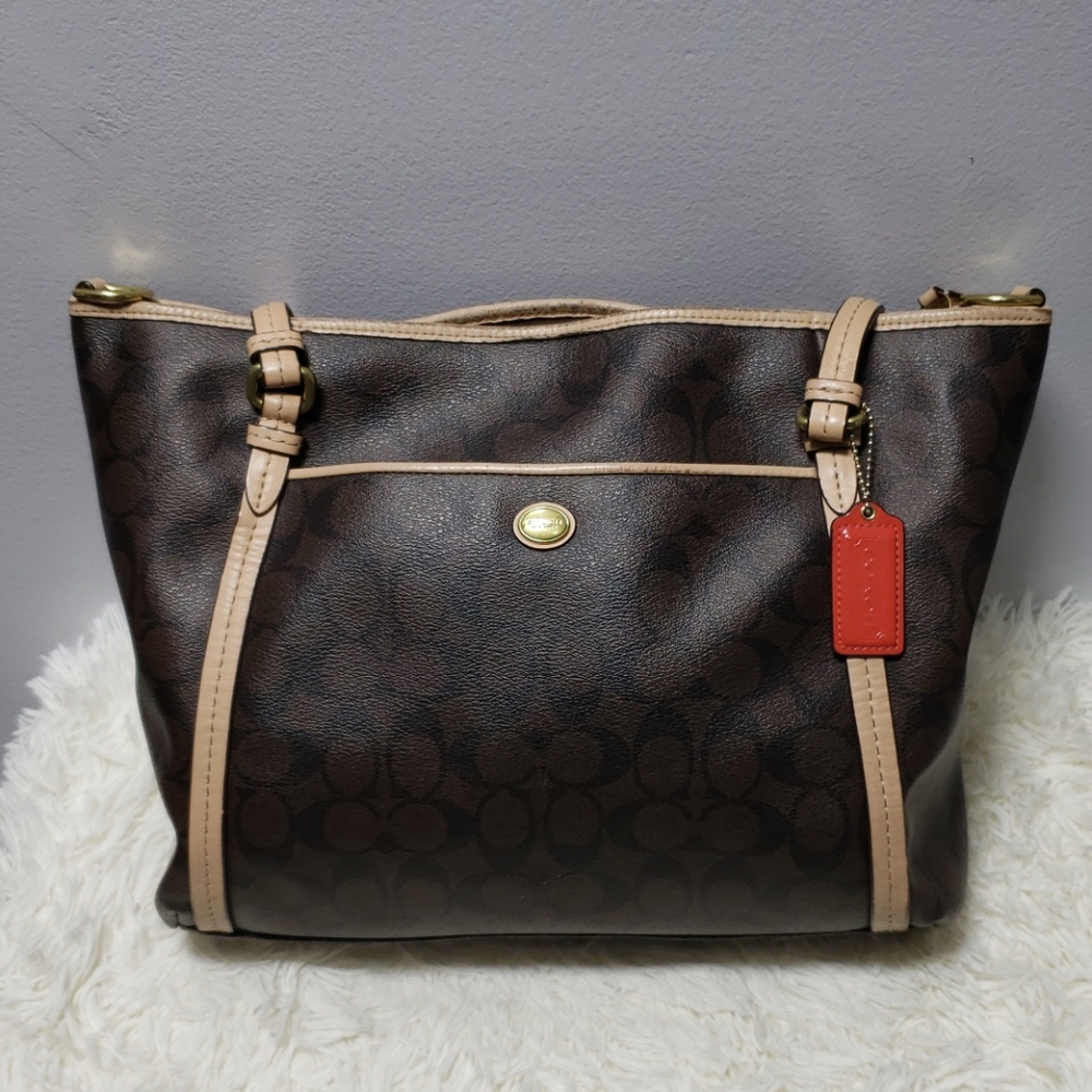 Coach Large signature bag